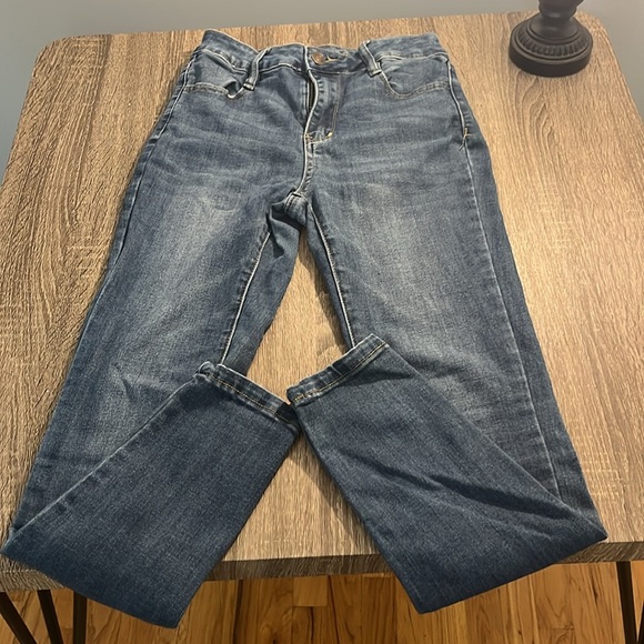 Women’s high rise jegging, rue 21 size 4R. - Picture 2 of 4